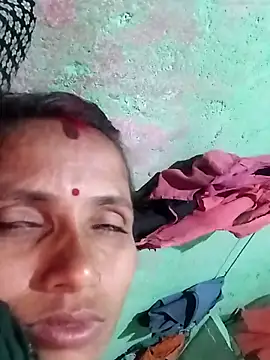 KIRTI12 HOT online show from October 1, 4:02 pm