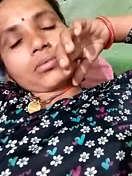 KIRTI12 HOT online show from October 31, 5:03 pm