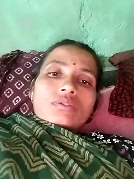 KIRTI12 HOT online show from November 11, 3:45 pm