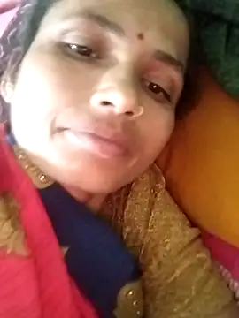 KIRTI12 HOT online show from November 12, 4:40 pm