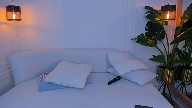 Snapshot of Dafne_Hillss chatting on October 1, 12:49 am Dafne Hillss online show from October 1, 12:49 am