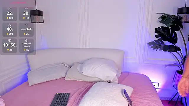 Snapshot of Dafne_Hillss chatting on November 27, 12:51 pm Dafne Hillss online show from November 27, 12:51 pm