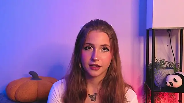 LoveSeekins online show from October 12, 7:35 pm