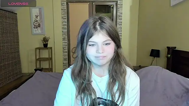 Lilly Jess online show from October 13, 6:19 pm