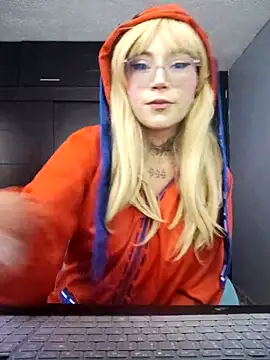 iriss cardenas online show from September 9, 12:05 pm