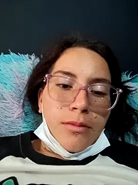 iriss cardenas online show from December 2, 3:18 pm