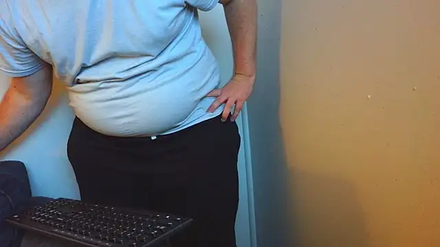 thighguy30 online show from October 1, 12:38 am