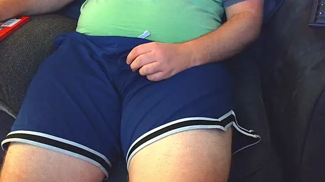 thighguy30 online show from October 2, 8:27 pm