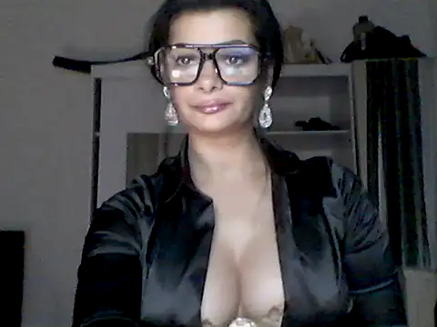 Pillango1212 online show from September 23, 4:54 pm