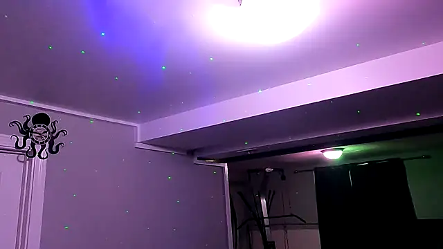 Mickelangello75 online show from October 14, 1:12 pm