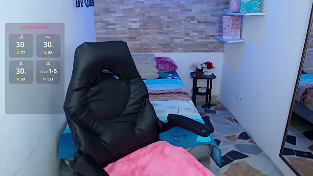 KendallWood  online show from September 28, 1:27 pm