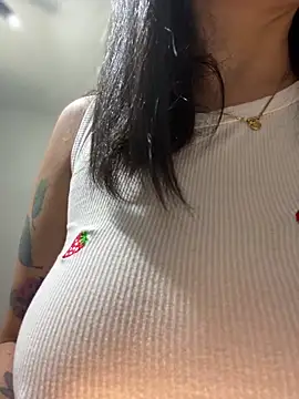 Snapshot of Gringo_XXX_Latina chatting on September 11, 5:02 pm Gringo XXX Latina online show from September 11, 5:02 pm