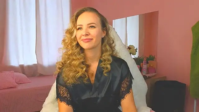 Hloya Mei online show from October 11, 3:17 am