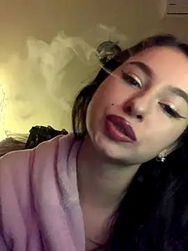 Snapshot of SunnyDane chatting on December 16, 1:43 am SunnyDane online show from December 16, 1:43 am