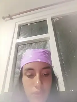 Snapshot of sweetdubros2 chatting on October 12, 12:31 am sweetdubros2 online show from October 12, 12:31 am