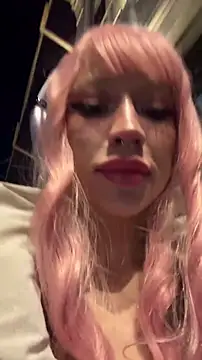 Sugar Pop online show from October 1, 4:35 pm