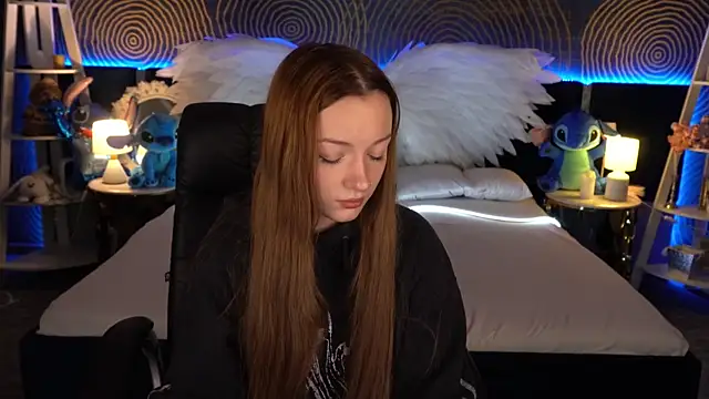 FoxyMayy online show from November 23, 1:55 pm