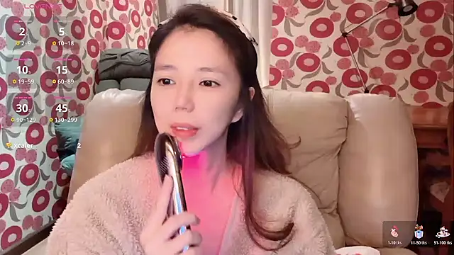 miss-lin online show from November 4, 3:44 pm