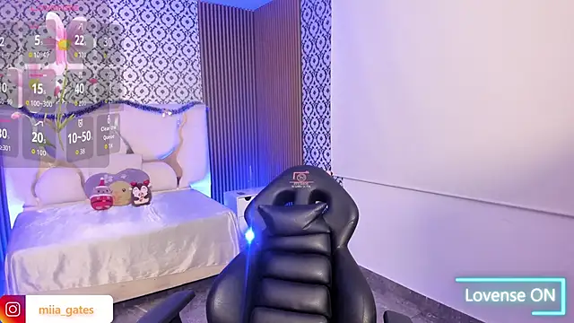 Miagates tay online show from November 27, 3:52 am