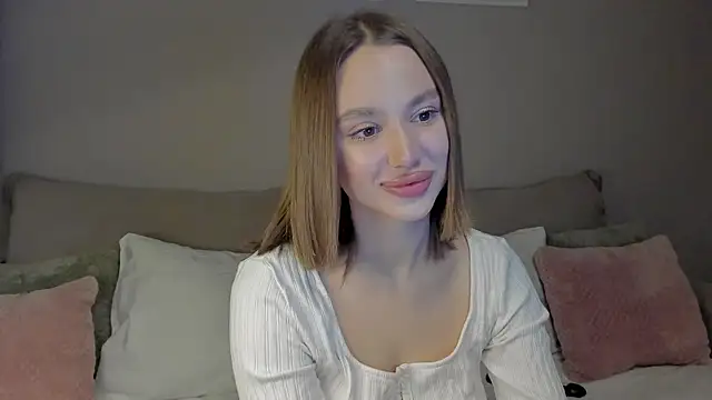 Stefa Evans online show from November 5, 9:15 pm