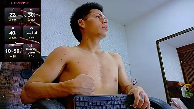 JhosuaVega online show from October 18, 7:14 pm