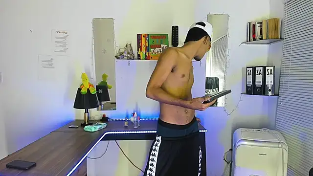 xxKamadevaxx online show from November 9, 12:47 pm