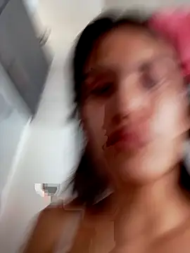 Isa Rouse   online show from October 31, 2:40 pm