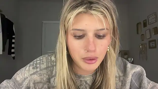 AnnGrayson online show from October 10, 1:37 am