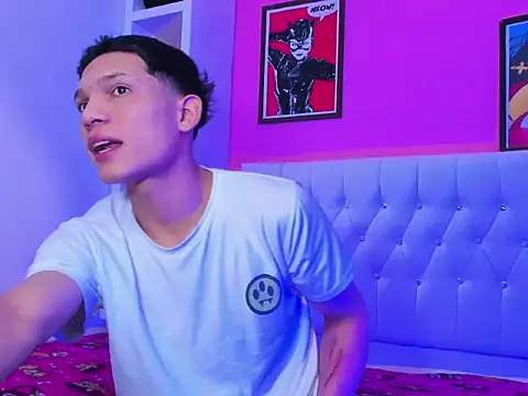 Snapshot of EL_VENEZOLANO_22CM chatting on September 17, 8:16 am EL VENEZOLANO 22CM online show from September 17, 8:16 am