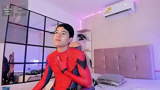 Snapshot of SandroVeyra chatting on October 13, 3:50 am SandroVeyra online show from October 13, 3:50 am