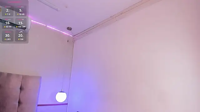 Snapshot of SandroVeyra chatting on October 27, 3:43 am SandroVeyra online show from October 27, 3:43 am