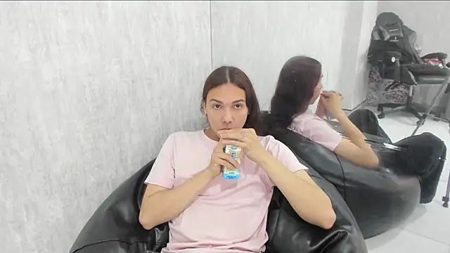 Almaazz online show from November 20, 7:57 pm