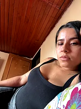 Snapshot of Isawilliams chatting on November 26, 8:54 pm Isawilliams online show from November 26, 8:54 pm