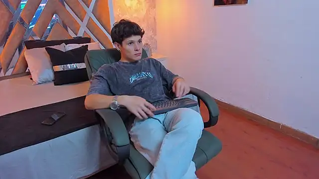 kraven lust online show from September 30, 3:00 am