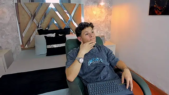 kraven lust online show from November 2, 3:42 am