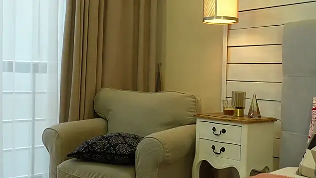 MyaMuse online show from November 11, 8:25 am