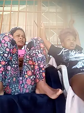 BlondieBitch online show from October 28, 1:47 pm