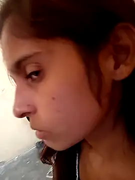 Snapshot of Saloni-Gupta chatting on October 20, 7:31 am Saloni-Gupta online show from October 20, 7:31 am