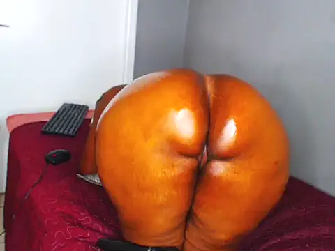 SweetHips95 online show from October 27, 12:58 am