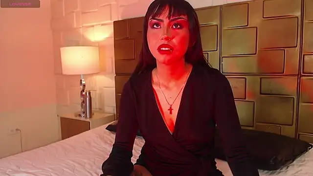 Snapshot of MavisManson chatting on September 25, 8:12 pm MavisManson online show from September 25, 8:12 pm