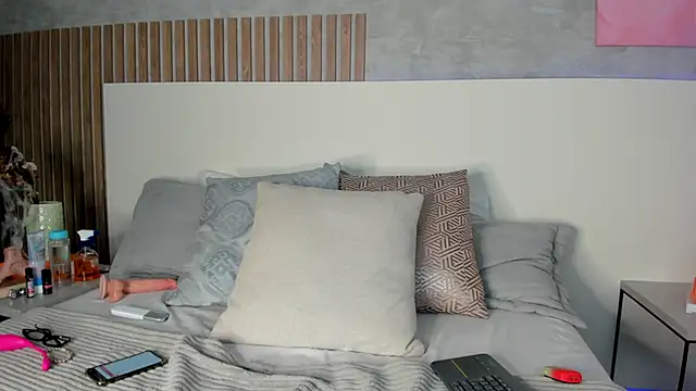 Amber Santana online show from October 19, 9:15 pm