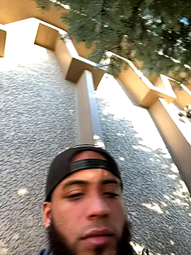 LeoPR00 online show from October 18, 9:15 pm