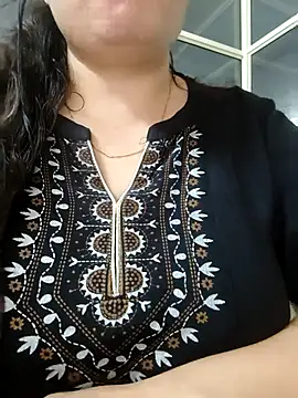 Snapshot of sassy_aly007 chatting on September 23, 9:01 am sassy aly007 online show from September 23, 9:01 am