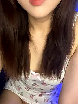 Snapshot of LenaZii chatting on September 23, 6:49 am LenaZii online show from September 23, 6:49 am