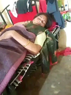 Snapshot of Sort_xr12 chatting on November 5, 6:41 pm Sort xr12 online show from November 5, 6:41 pm