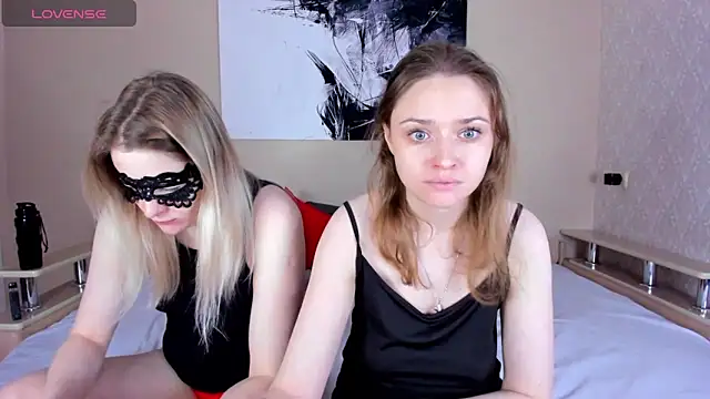 Linda Bryant-Eva online show from November 16, 7:47 am