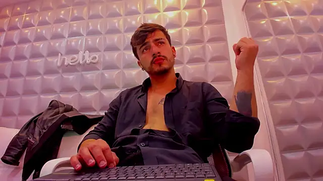 Jack Daniel   online show from October 1, 2:56 pm