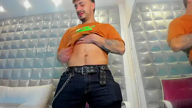 Jack Daniel   online show from October 2, 5:53 pm