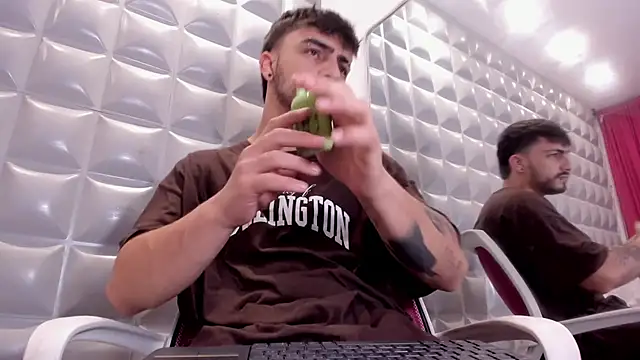 Jack Daniel   online show from October 10, 2:38 pm