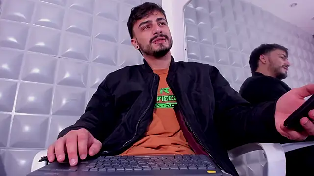 Jack Daniel   online show from October 14, 10:38 am